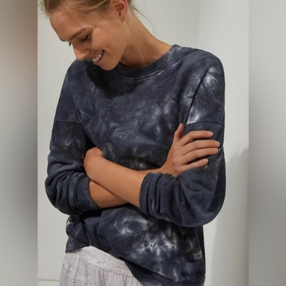 Anthropologie All Fenix Aryah Blue Gray Tie Dye Sweatshirt Relaxed Activewear M - Picture 1 of 10